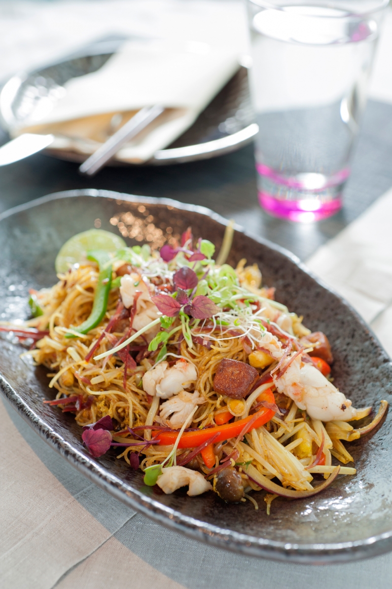 306.-Singapore-Noodles,-Red-Lobster,-Serrano-Ham,-Goose-Liver,-Homemade-Curry.jpg